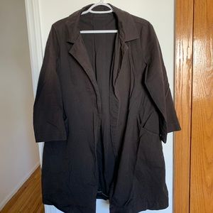 Off black light trench for layering